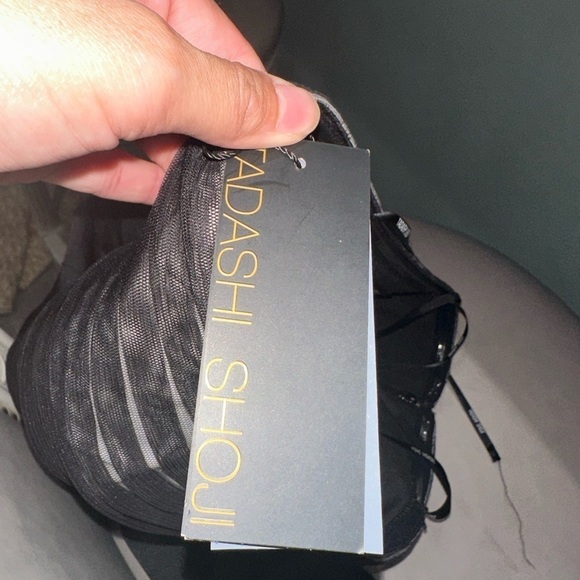 Tadashi Shoji Black/White Pleated Layered Mesh strapless tie waist dress size 8 - Picture 11 of 12